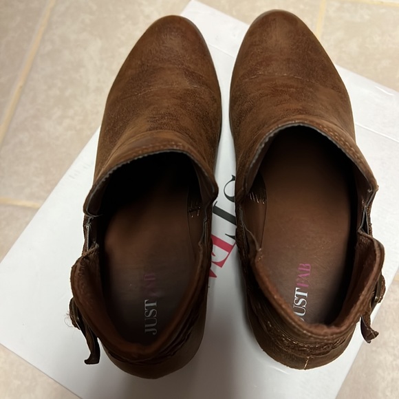 JUST FAB BOOTIES - Picture 3 of 6